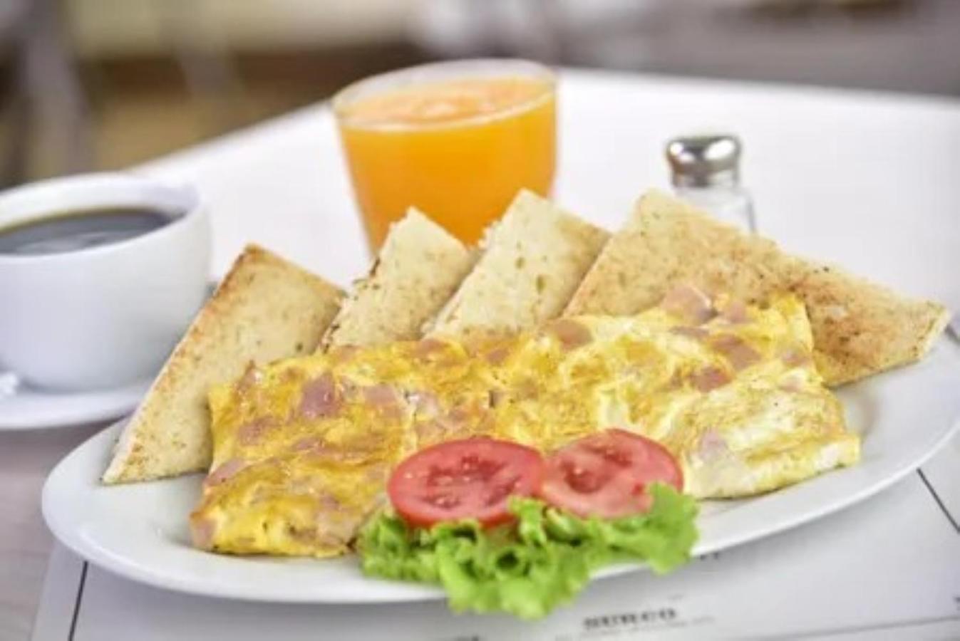 "San Miguel Airport Rooms & Coffee", Cerca Al Nuevo Aeropuerto 利马 外观 照片